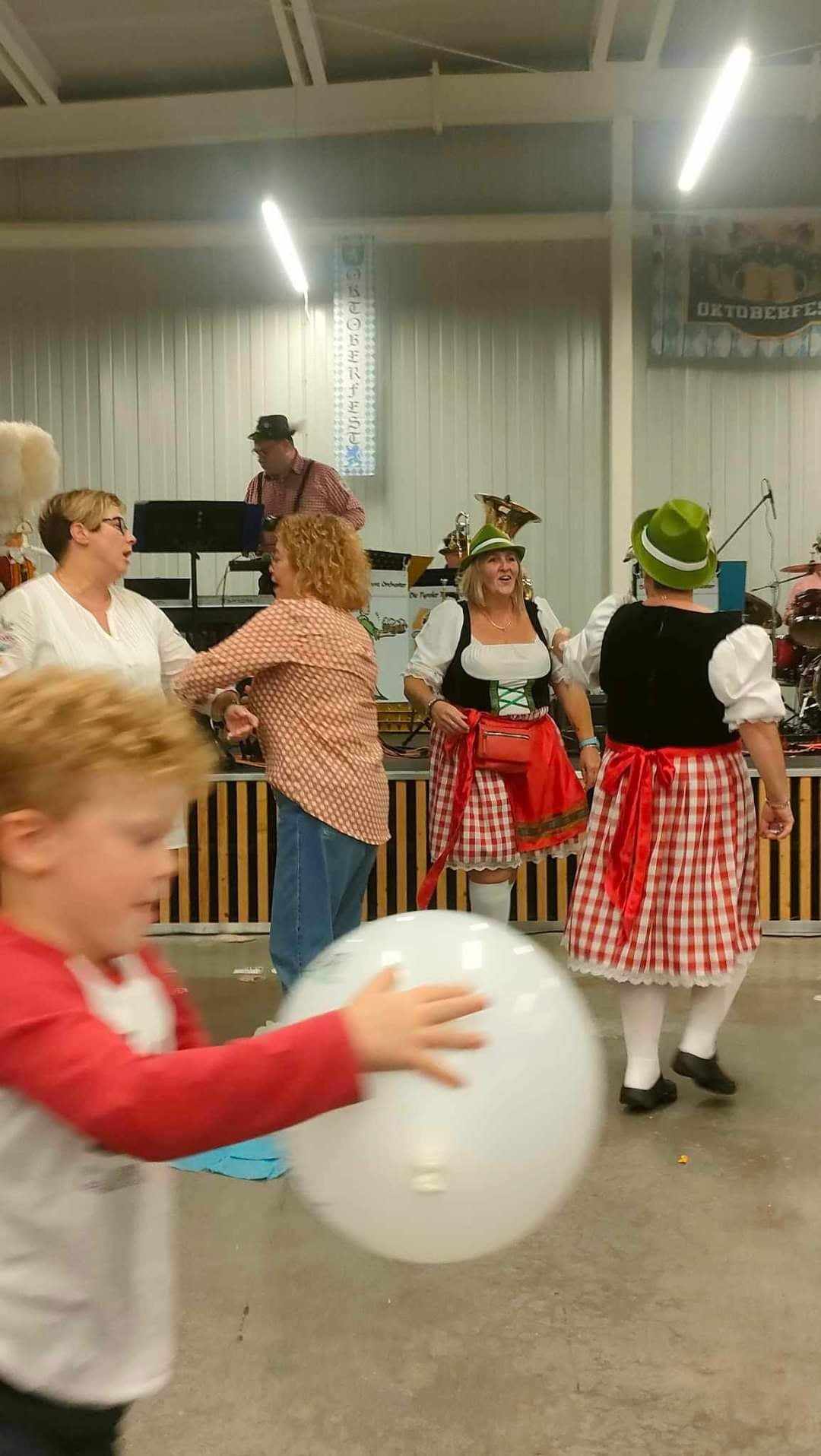 438065089_979010640260460_7691955156127579880_n